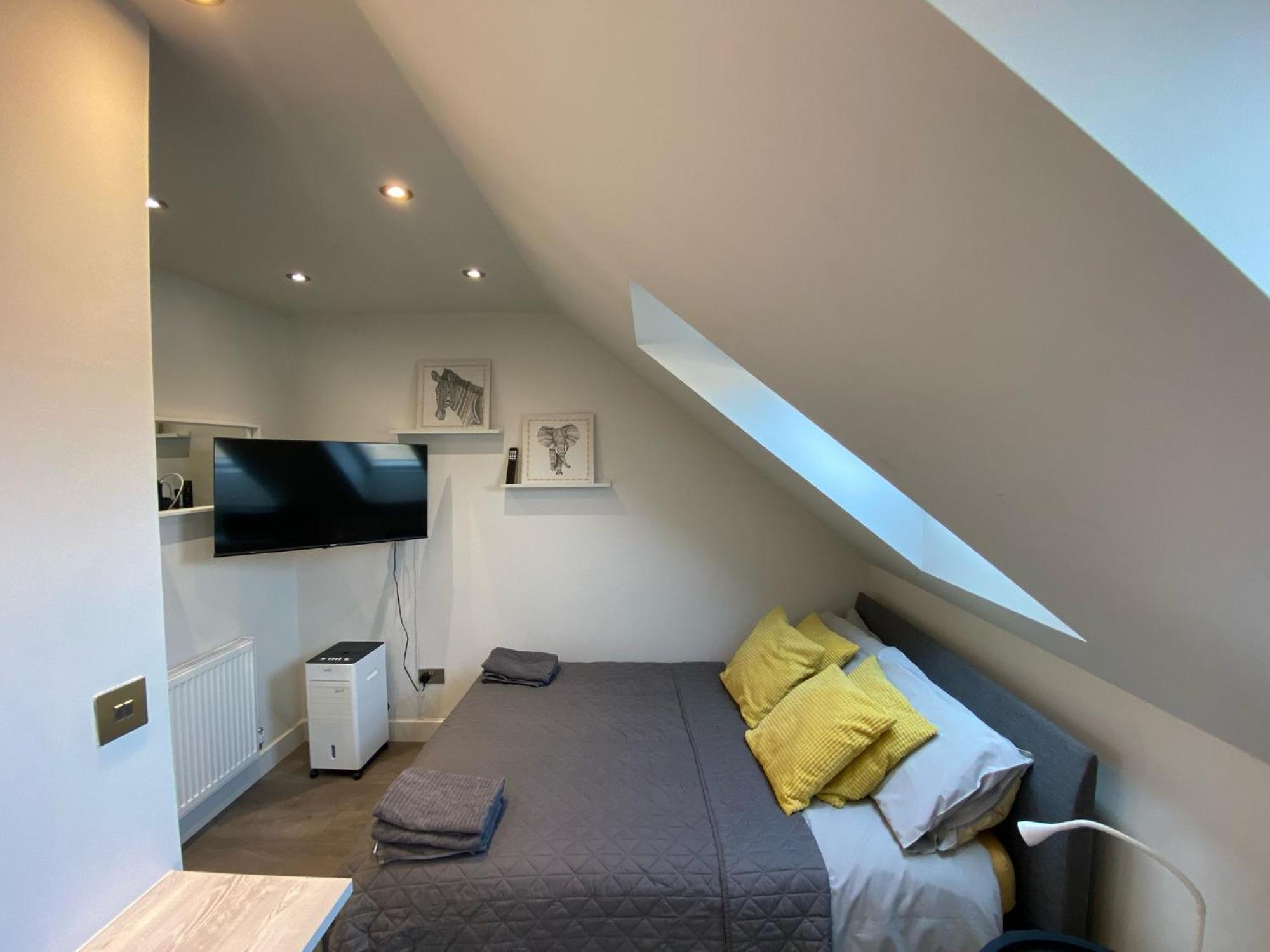 Quiet North London - 2 X Double Bedrooms - Close To Station And 20Mins Central London Totteridge 외부 사진