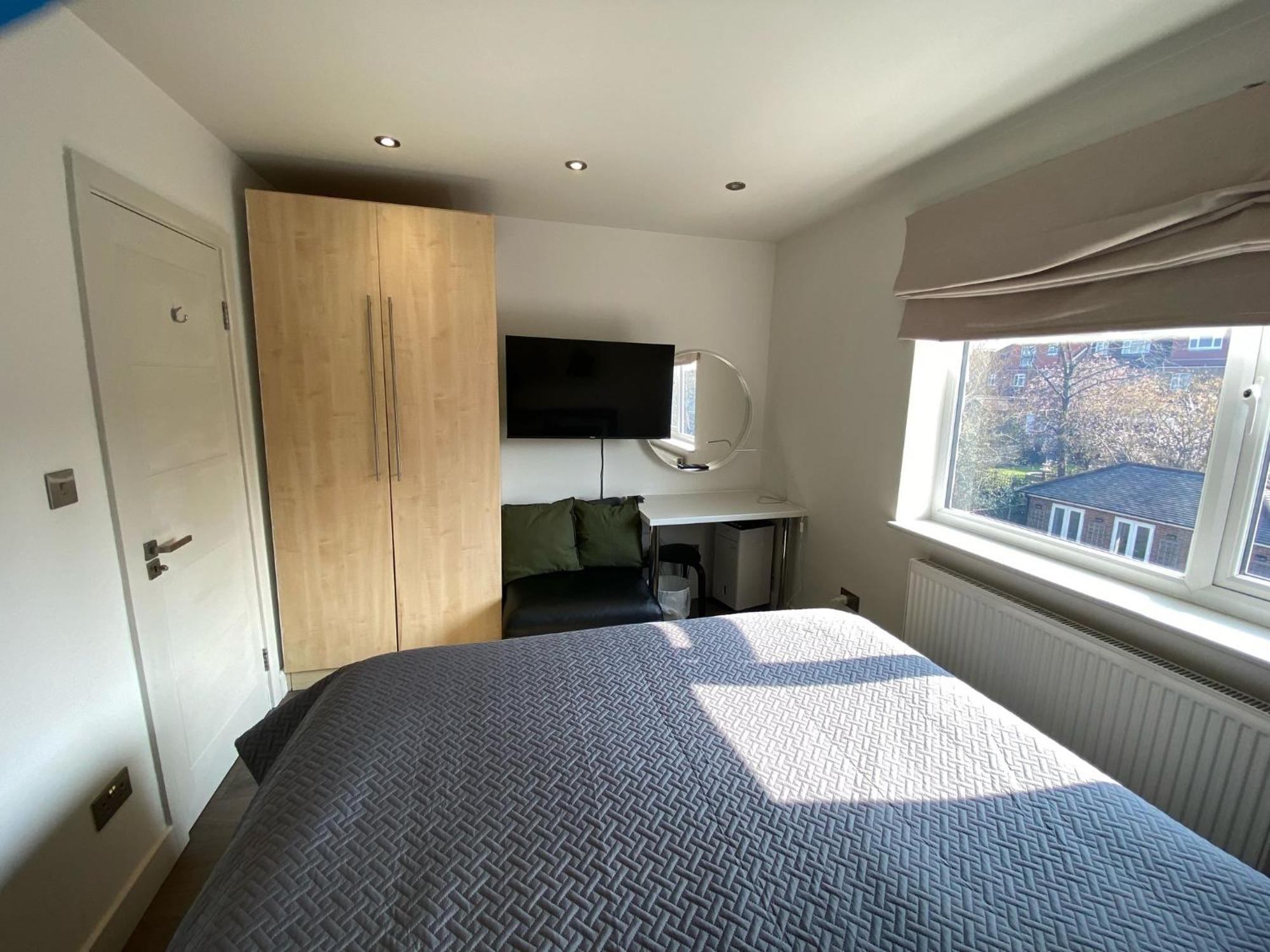 Quiet North London - 2 X Double Bedrooms - Close To Station And 20Mins Central London Totteridge 외부 사진